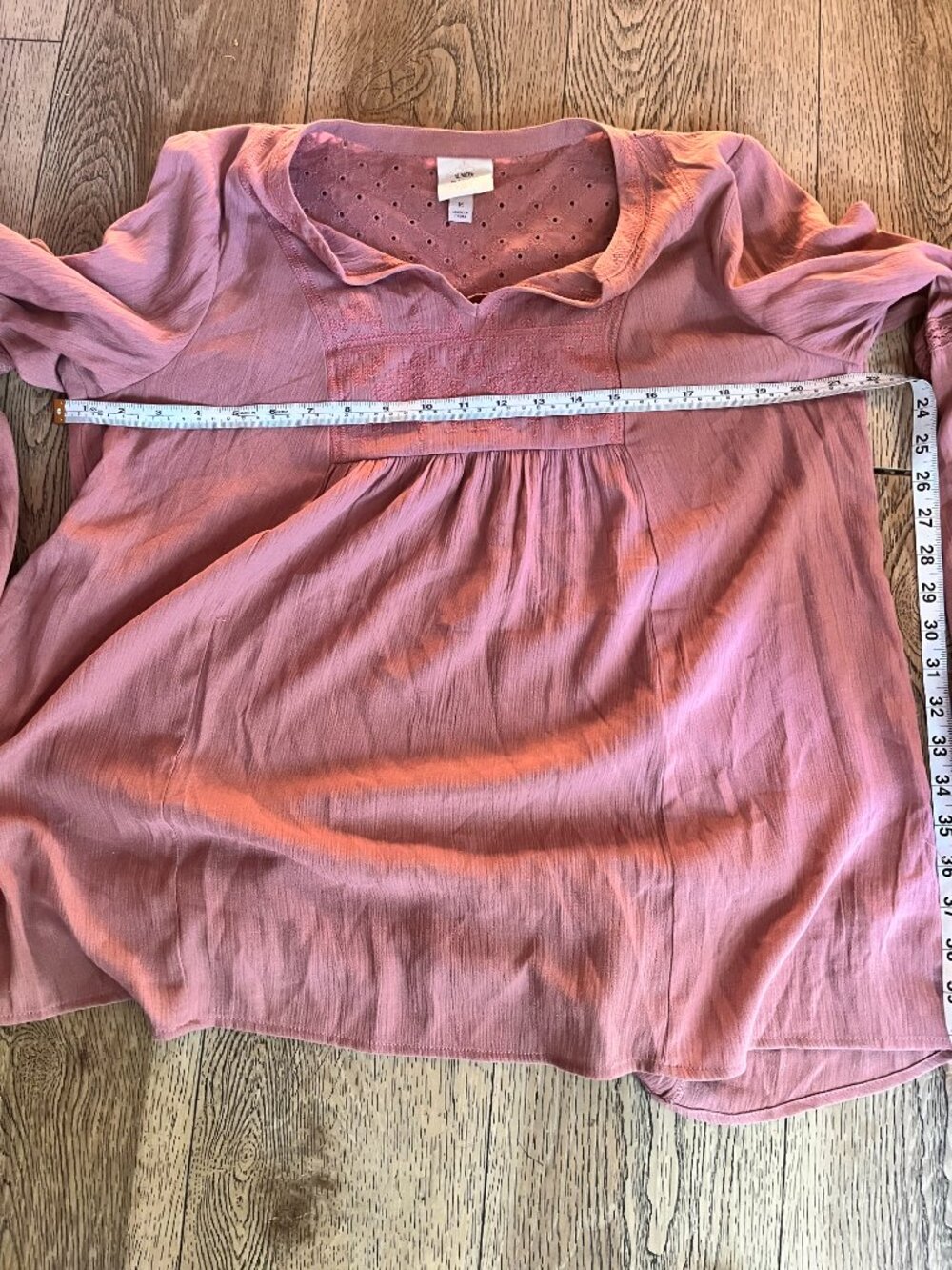 Knox Rose Womens Medium Mauve Boho Flowy Tunic Balloon Sleeve Embordered Vneck - Picture 7 of 8